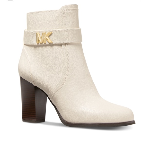 Michael Kors Jilly heeled Bootie in Light Cream - Picture 1 of 8